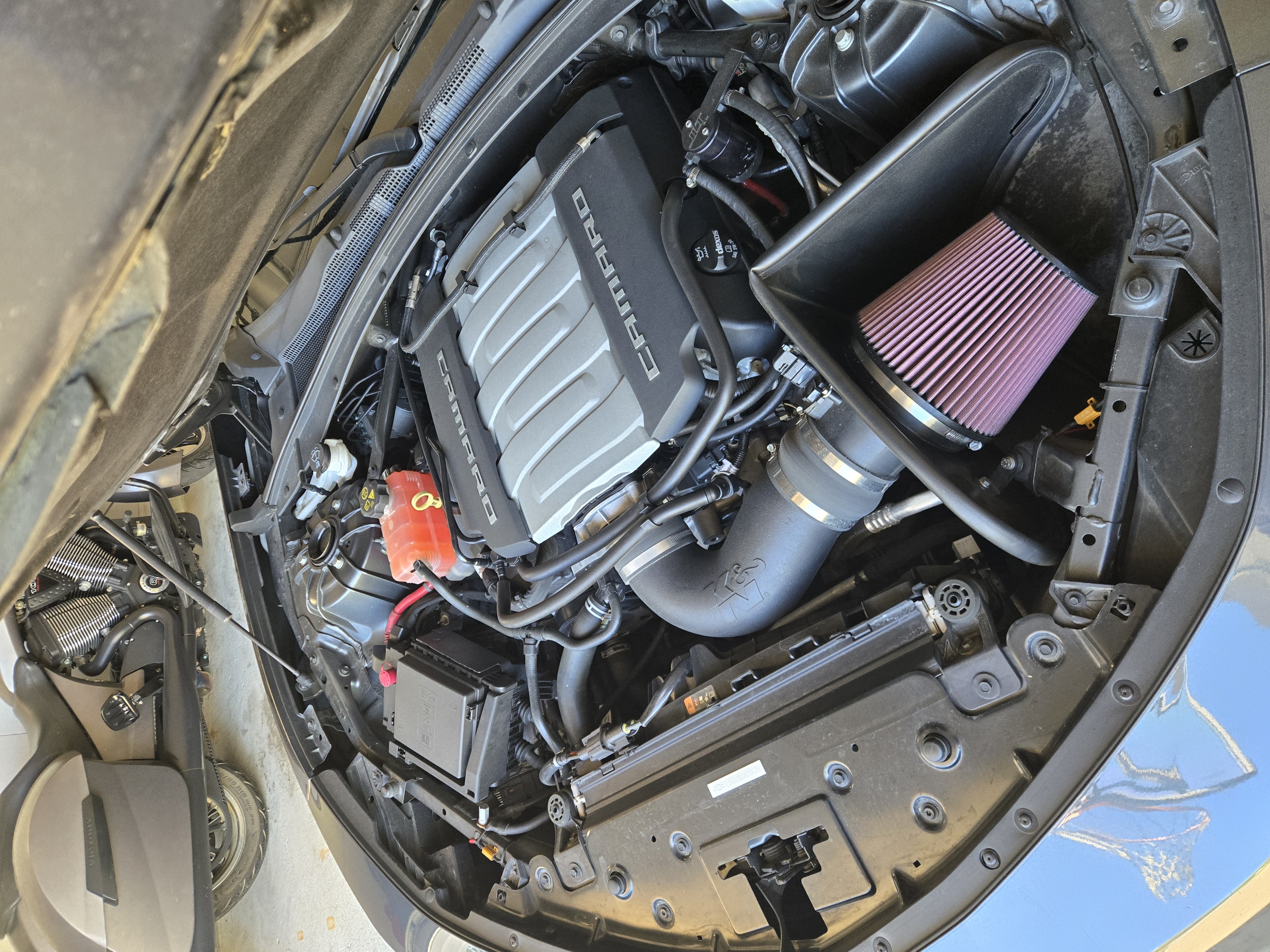 Used 2018 Chevrolet Camaro SS RWD image 8