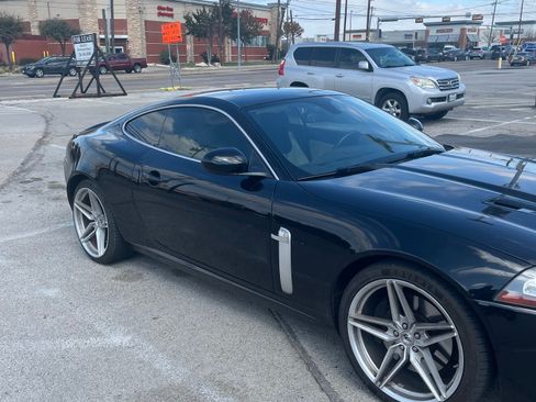 Used 2007 Jaguar XKR R image 4