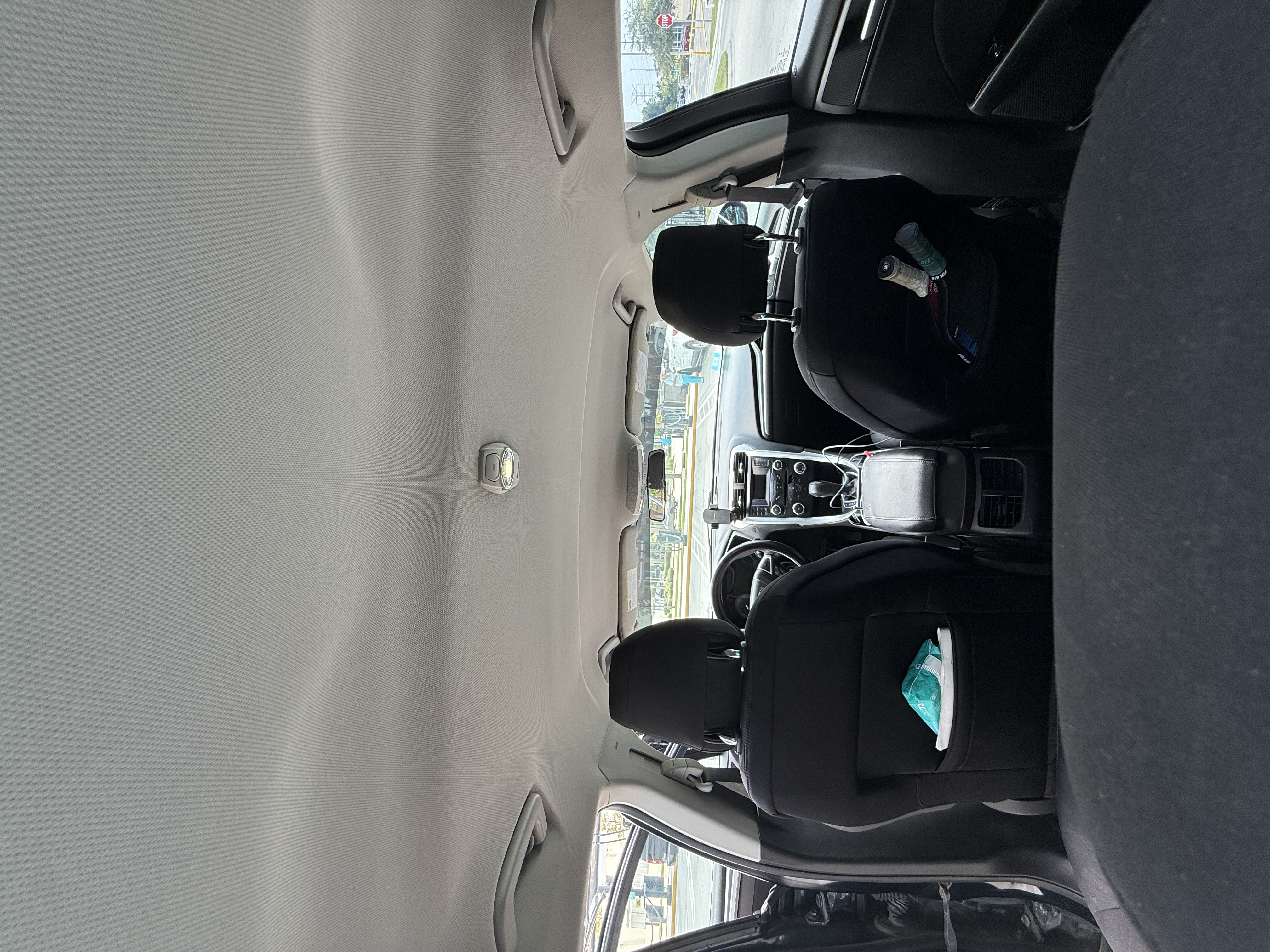 Used 2014 Ford Fusion SE FWD image 12