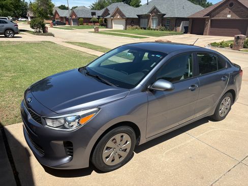 Used 2020 Kia Rio S w/ Technology Package FWD image 11