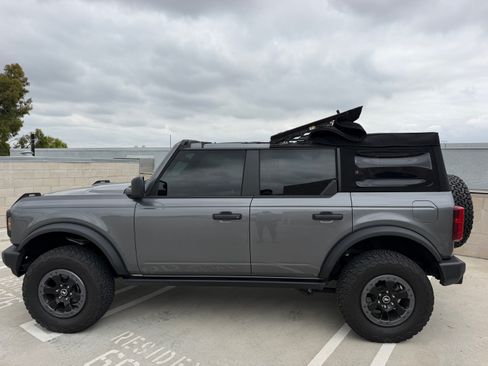 Used 2025 Ford Bronco 4-Door AWD/4WD image 19