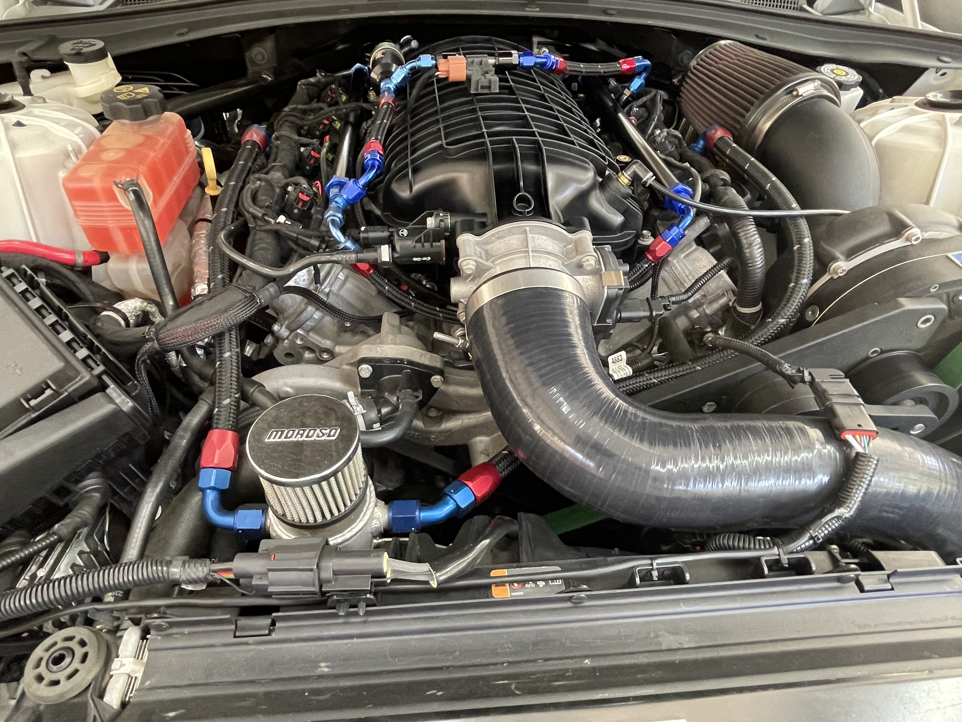 Used 2018 Chevrolet Camaro SS RWD image 10