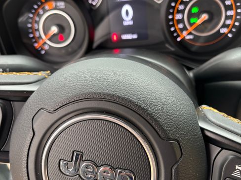 Used 2024 Jeep Wrangler Sport AWD/4WD image 11
