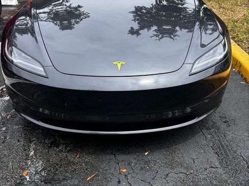 Used 2024 Tesla Model 3 Long Range RWD image 1
