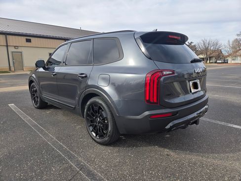 Used 2022 Kia Telluride SX w/ SX Prestige Package image 9
