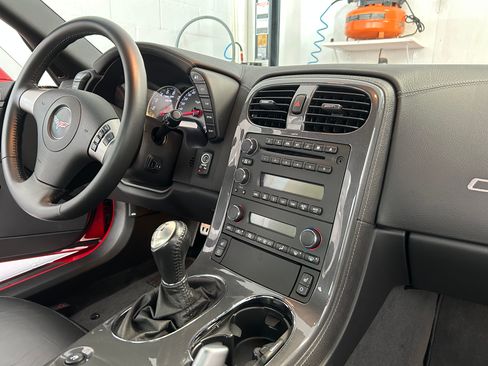 Used 2008 Chevrolet Corvette Z06 w/ Preferred Equipment Group image 18