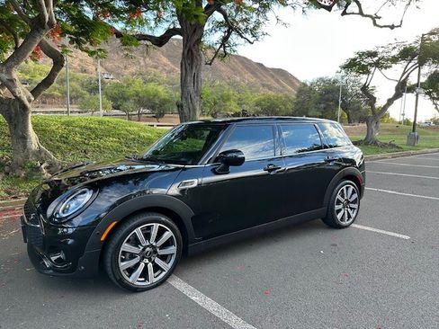 Used 2023 MINI Cooper Clubman S image 1