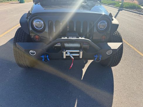 Used 2013 Jeep Wrangler Unlimited Sport image 6