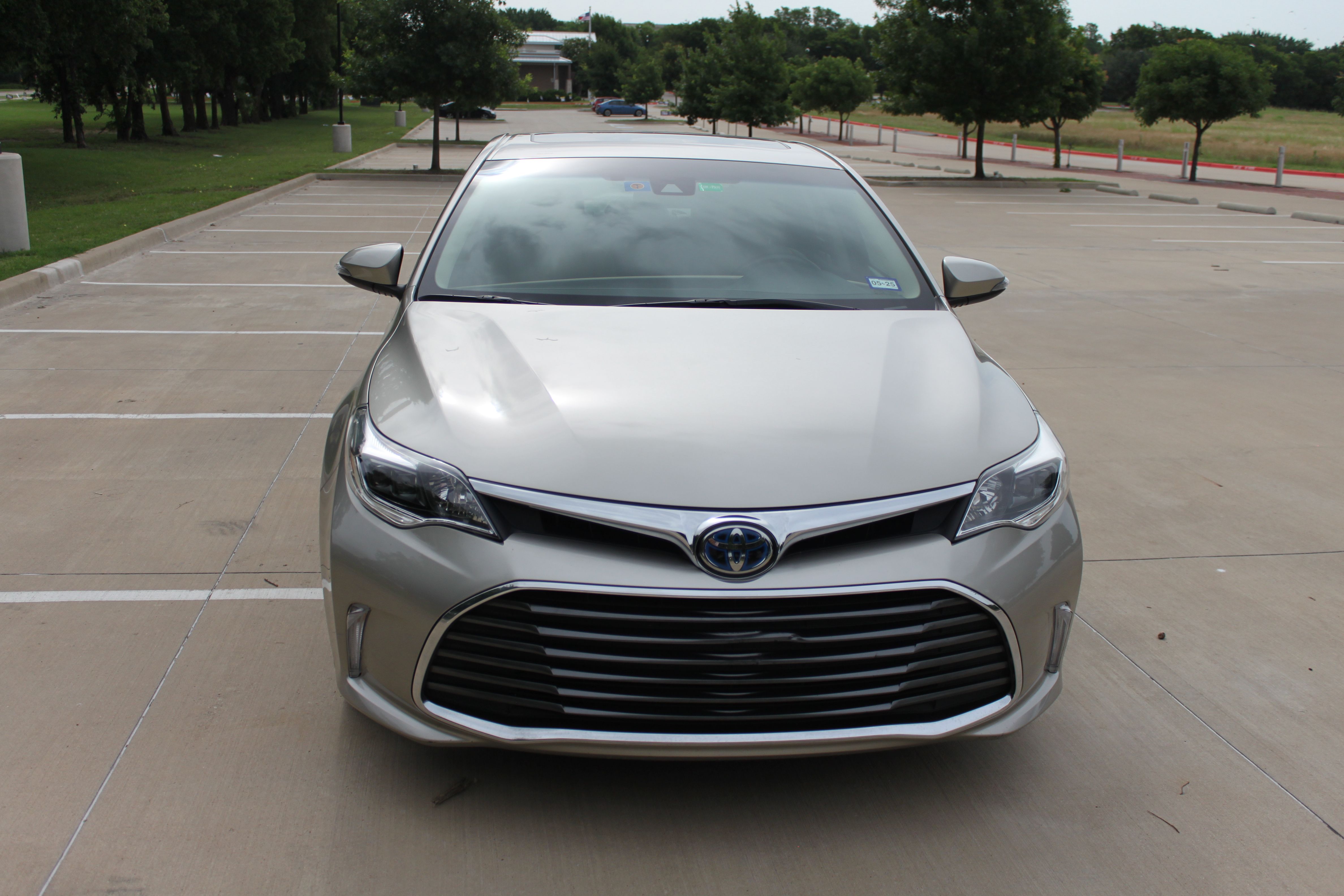 Used 2018 Toyota Avalon XLE Premium FWD image 6