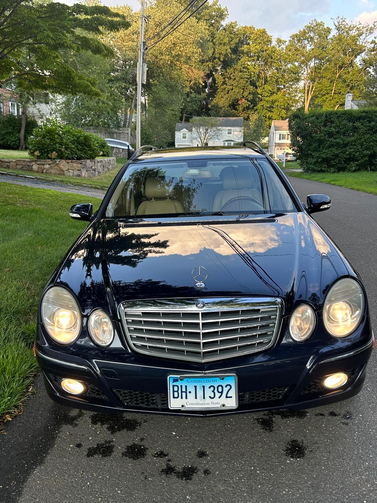 Used 2009 Mercedes-Benz E 350 4MATIC Wagon image 1