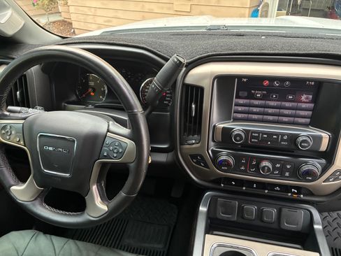 Used 2014 GMC Sierra 1500 Denali AWD/4WD image 15