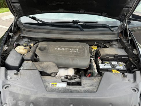 Used 2014 Jeep Cherokee Sport FWD image 25
