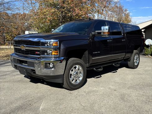 Used 2015 Chevrolet Silverado 2500 LTZ w/ Duramax Plus Package image 2