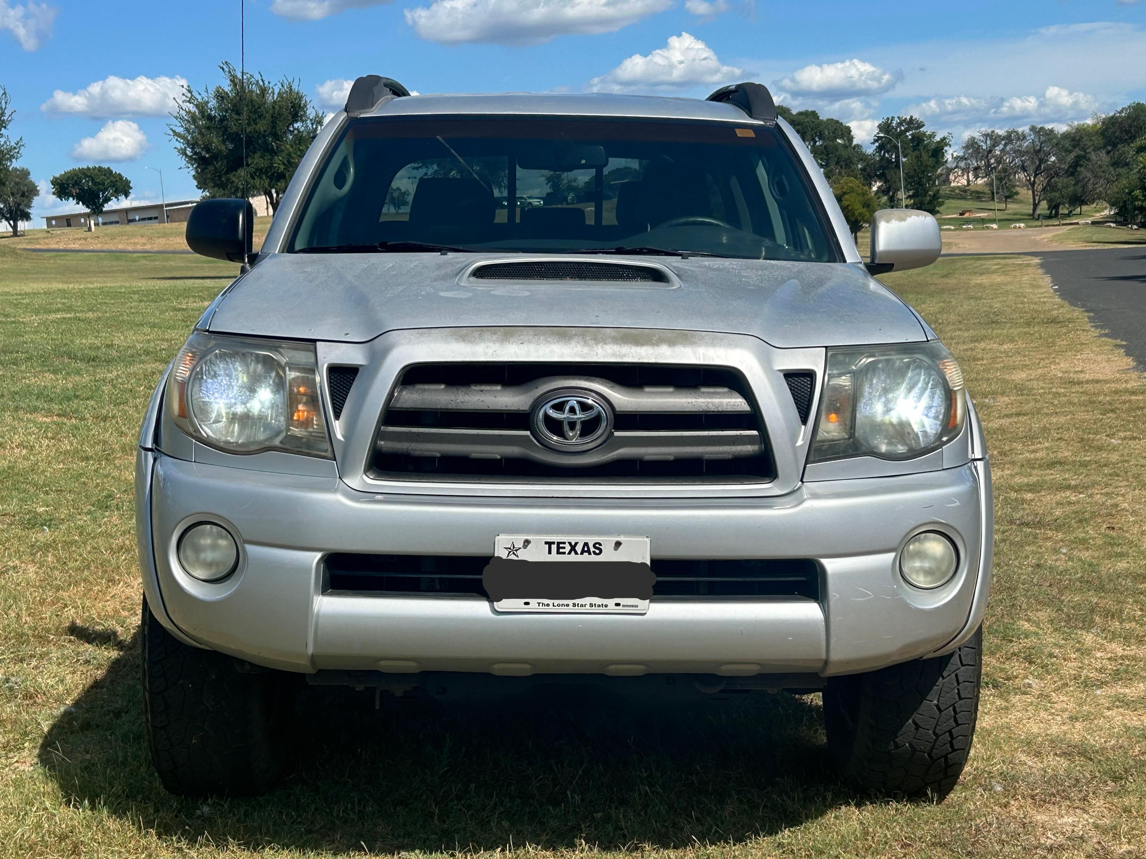 Used 2009 Toyota Tacoma PreRunner w/ TRD Sport Pkg RWD image 6