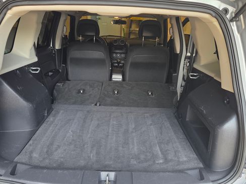 Used 2015 Jeep Patriot Sport w/ Power Value Group FWD image 8