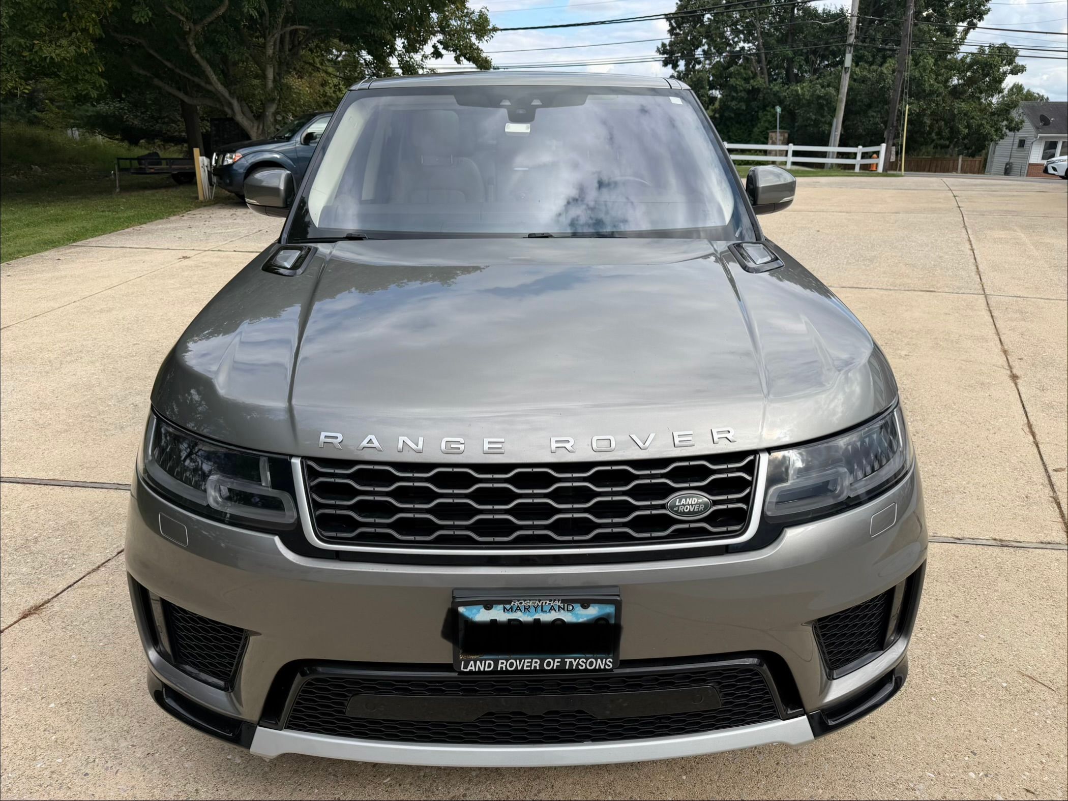 Used 2018 Land Rover Range Rover Sport HSE AWD/4WD image 1