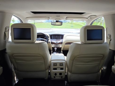 Used 2017 INFINITI QX60 Luxe w/ Deluxe Technology Package AWD/4WD image 19
