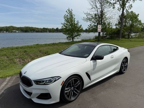 Used 2022 BMW M850i xDrive Coupe w/ M Carbon Exterior Package AWD/4WD image 5