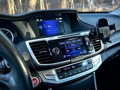 Used 2015 Honda Accord EX-L image 13