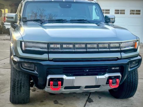 Used 2024 GMC Hummer EV 3X w/ LPO, Illumination Package image 5