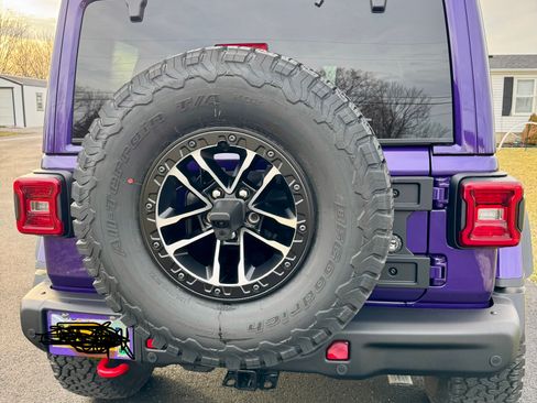 Used 2026 Jeep Wrangler Unlimited Rubicon image 12