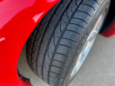 Used 2000 Chevrolet Corvette Convertible w/ Memory Pkg image 9