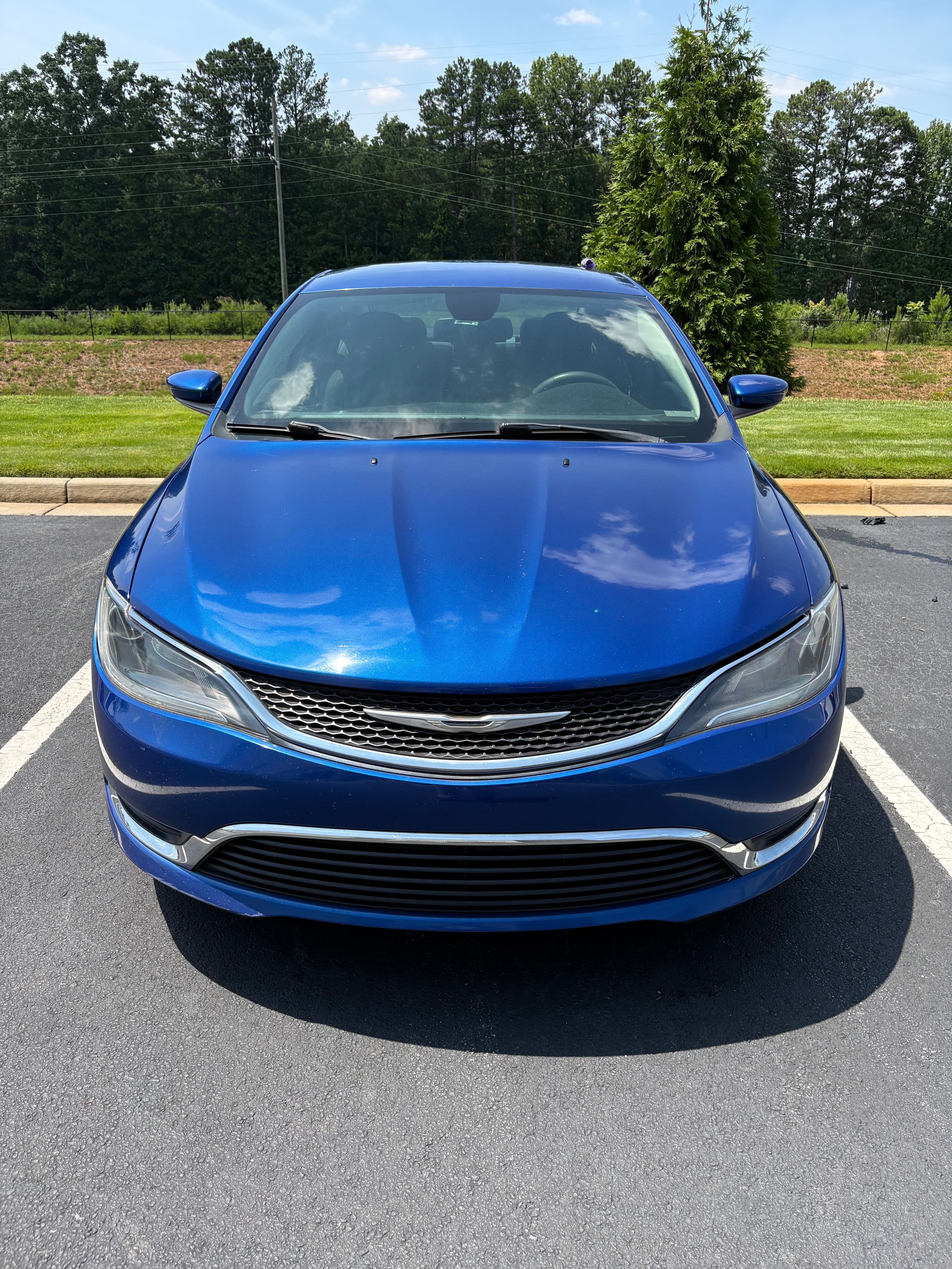 Used 2016 Chrysler 200 Limited FWD image 1