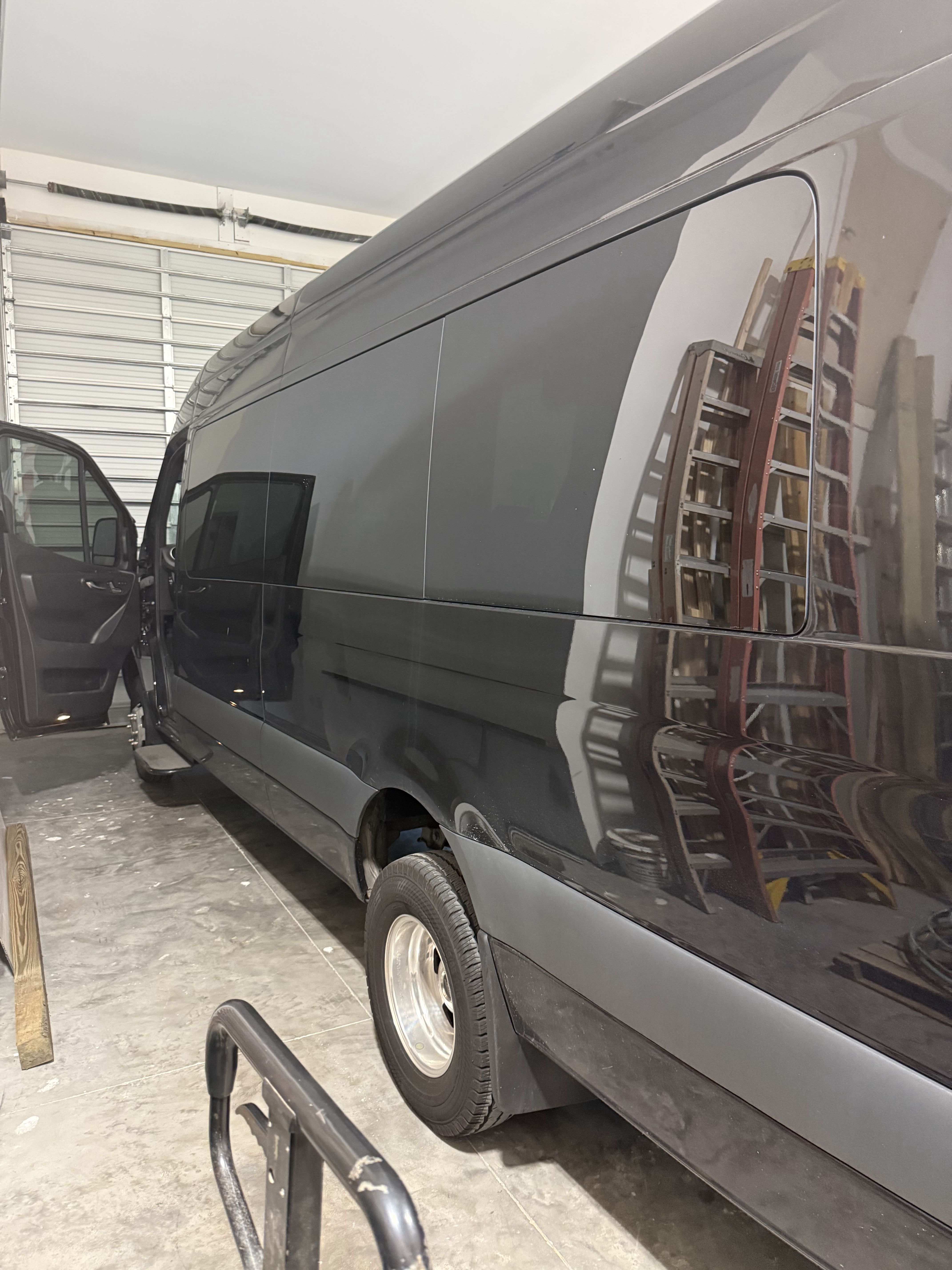 Used 2023 Mercedes-Benz Sprinter 3500 image 12
