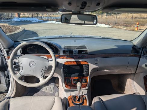 Used 2005 Mercedes-Benz S 500 image 11