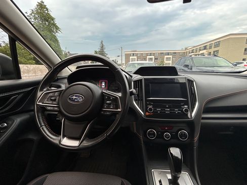 Used 2020 Subaru Crosstrek 2.0i Premium AWD/4WD image 11