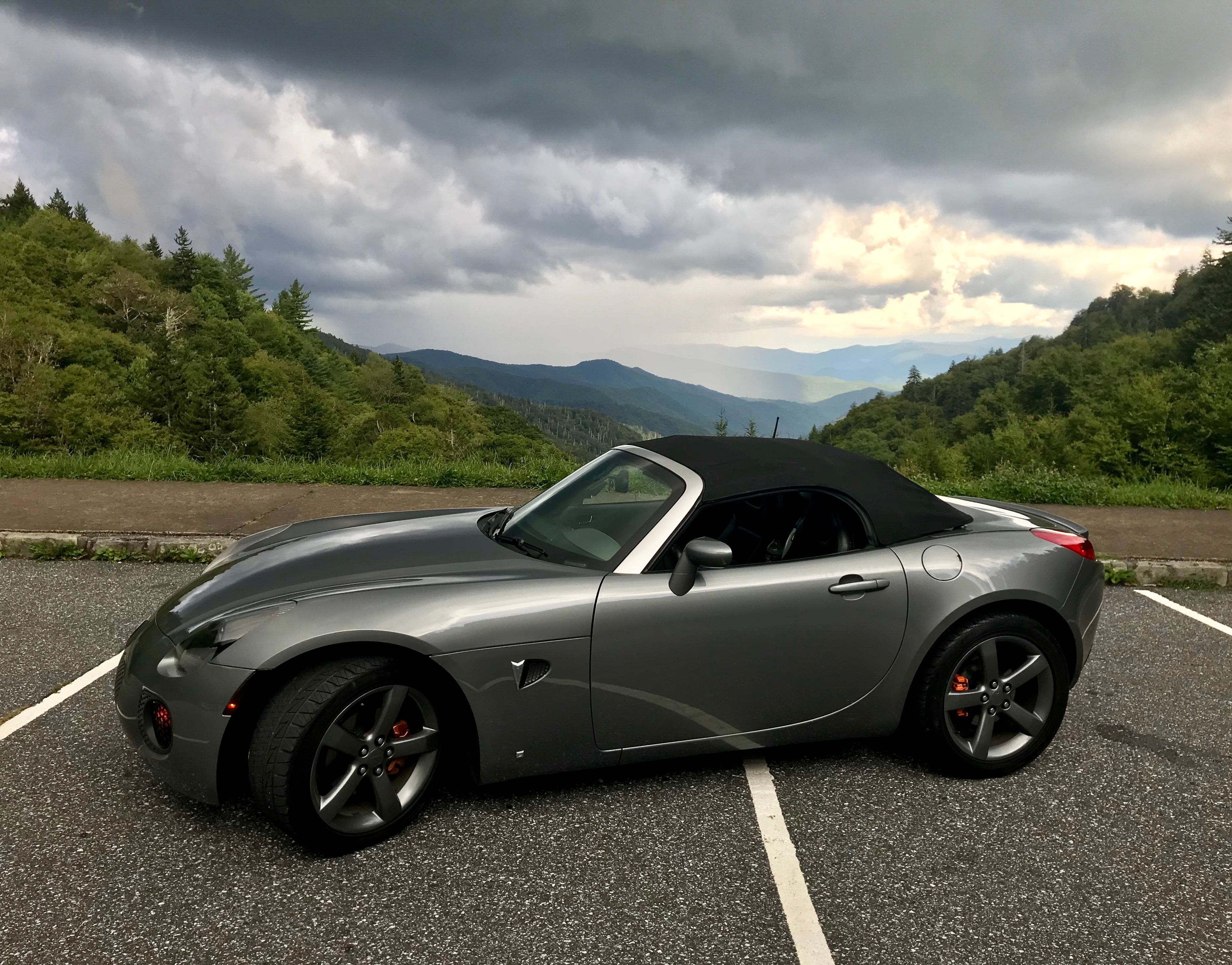 Used 2007 Pontiac Solstice GXP w/ Premium Package RWD image 20