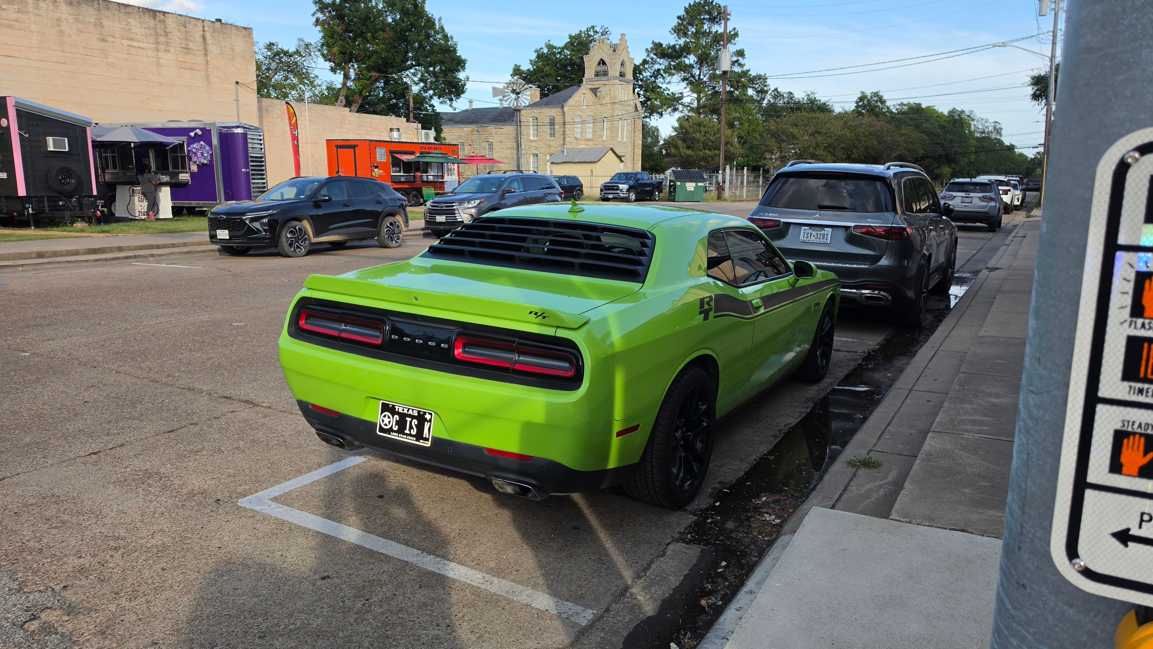 Used 2015 Dodge Challenger R/T Plus RWD image 11