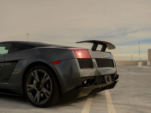 Used 2006 Lamborghini Gallardo AWD/4WD image 4