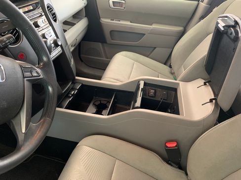 Used 2014 Honda Pilot LX image 8