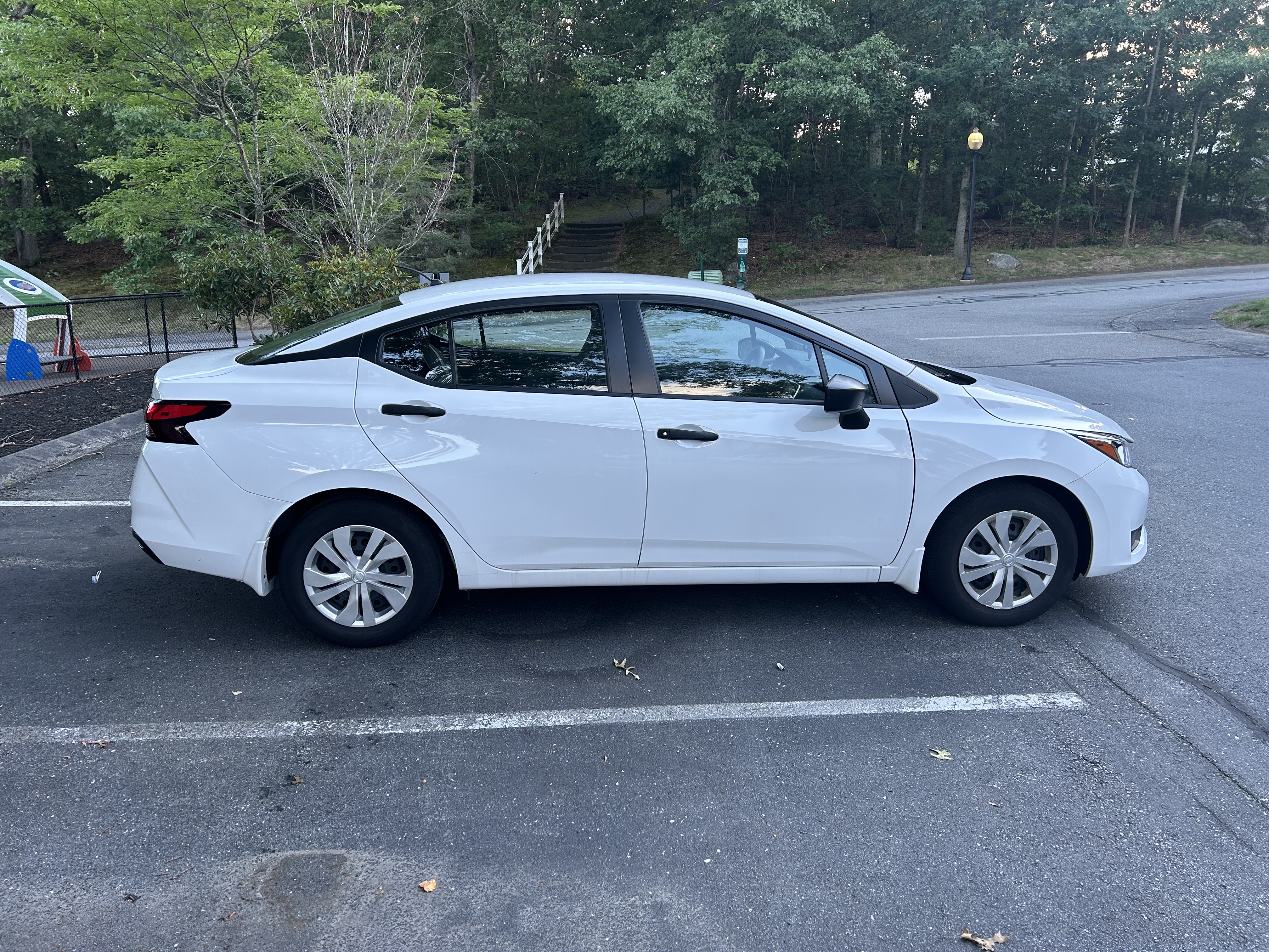 Used 2023 Nissan Versa S w/ Trunk Package FWD image 8