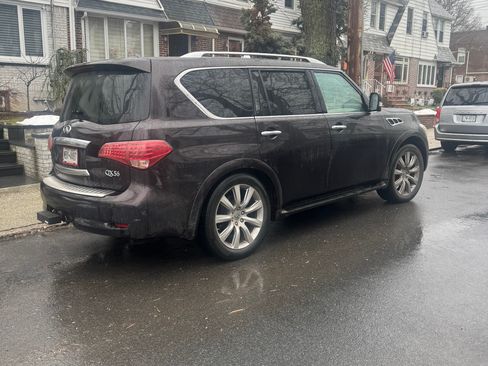 Used 2013 INFINITI QX56 4WD w/ Deluxe Touring Pkg image 1
