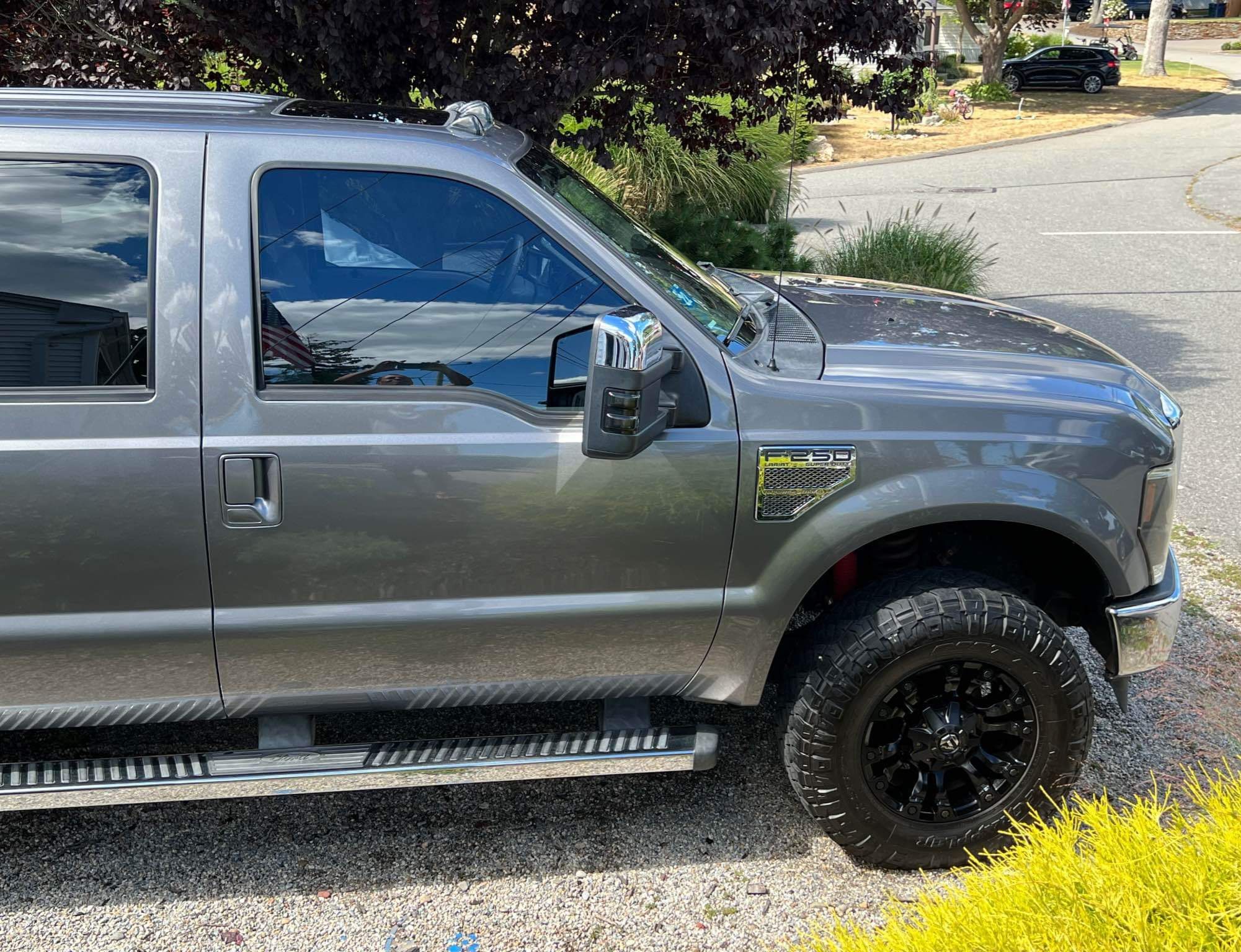 Used 2010 Ford F250 Lariat AWD/4WD image 4