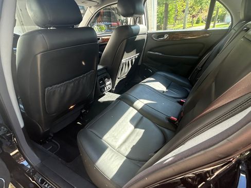 Used 2004 Jaguar XJ8 RWD image 19