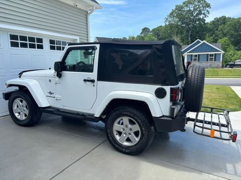 Used 2014 Jeep Wrangler Sport AWD/4WD image 2
