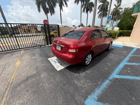 Used 2009 Toyota Yaris Sedan FWD image 5
