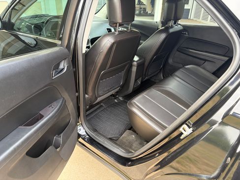 Used 2017 Chevrolet Equinox LT w/ Midnight Edition AWD/4WD image 8
