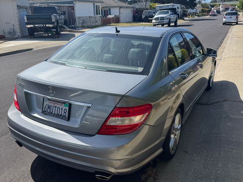Used 2010 Mercedes-Benz C 300 Sedan image 6