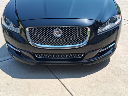 Used 2015 Jaguar XJ AWD image 8