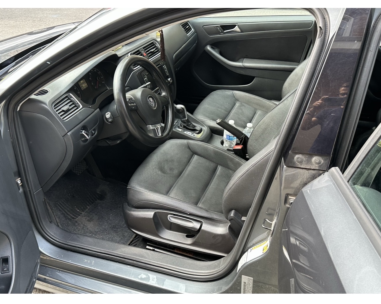 Used 2011 Volkswagen Jetta SE FWD image 11