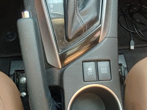 Used 2014 Toyota Corolla LE w/ Driver Convenience Package image 14