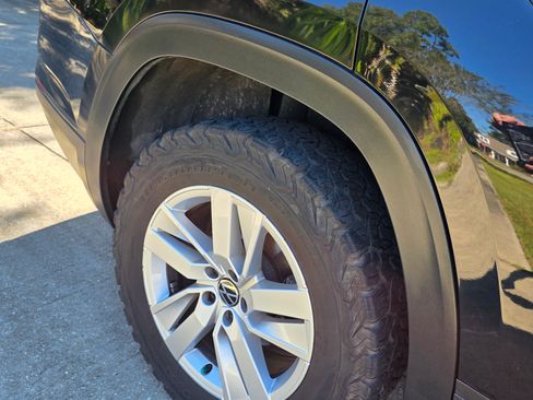 Used 2021 Volkswagen Atlas S image 8