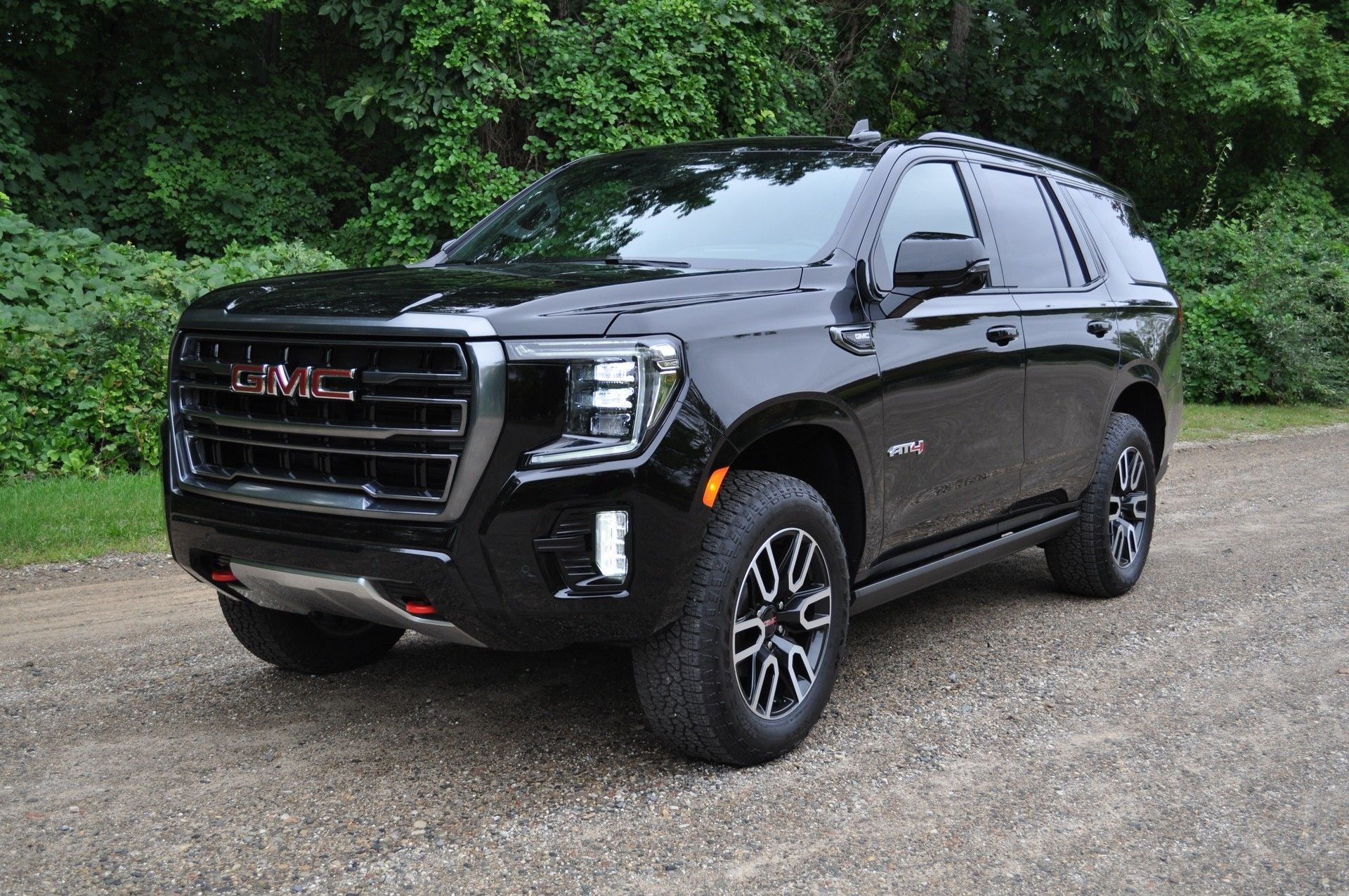 Used 2026 GMC Yukon XL AT4 w/ AT4 Premium Package AWD/4WD image 4