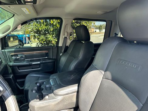 Used 2014 RAM 1500 Laramie image 11