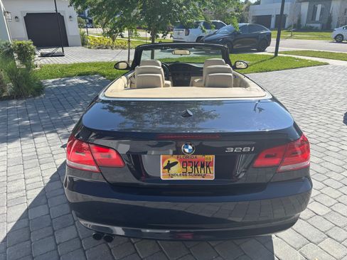 Used 2007 BMW 328i 328i Convertible 2D image 6