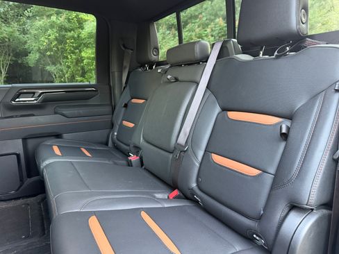 Used 2024 GMC Sierra 2500 AT4 w/ AT4 Premium Plus Package AWD/4WD image 20